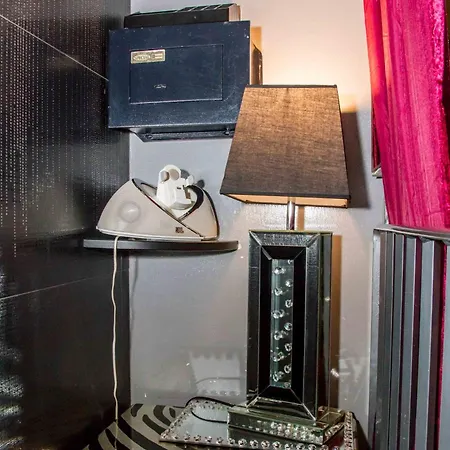 Jacuzzi Suitesweetrome Apartament *