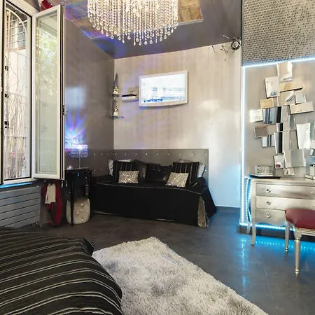 Apartament Jacuzzi Suitesweetrome *