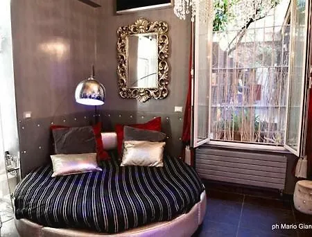 Apartament Jacuzzi Suitesweetrome *