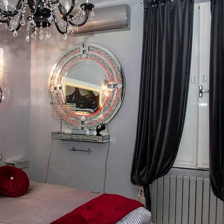 Jacuzzi Suitesweetrome Apartman