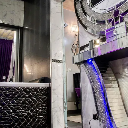 Jacuzzi Suitesweetrome 아파트